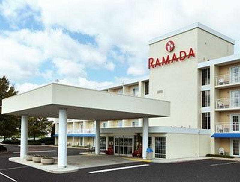 コンフォート イン&スイーツ ノックスビル ウェスト エクステリア 写真